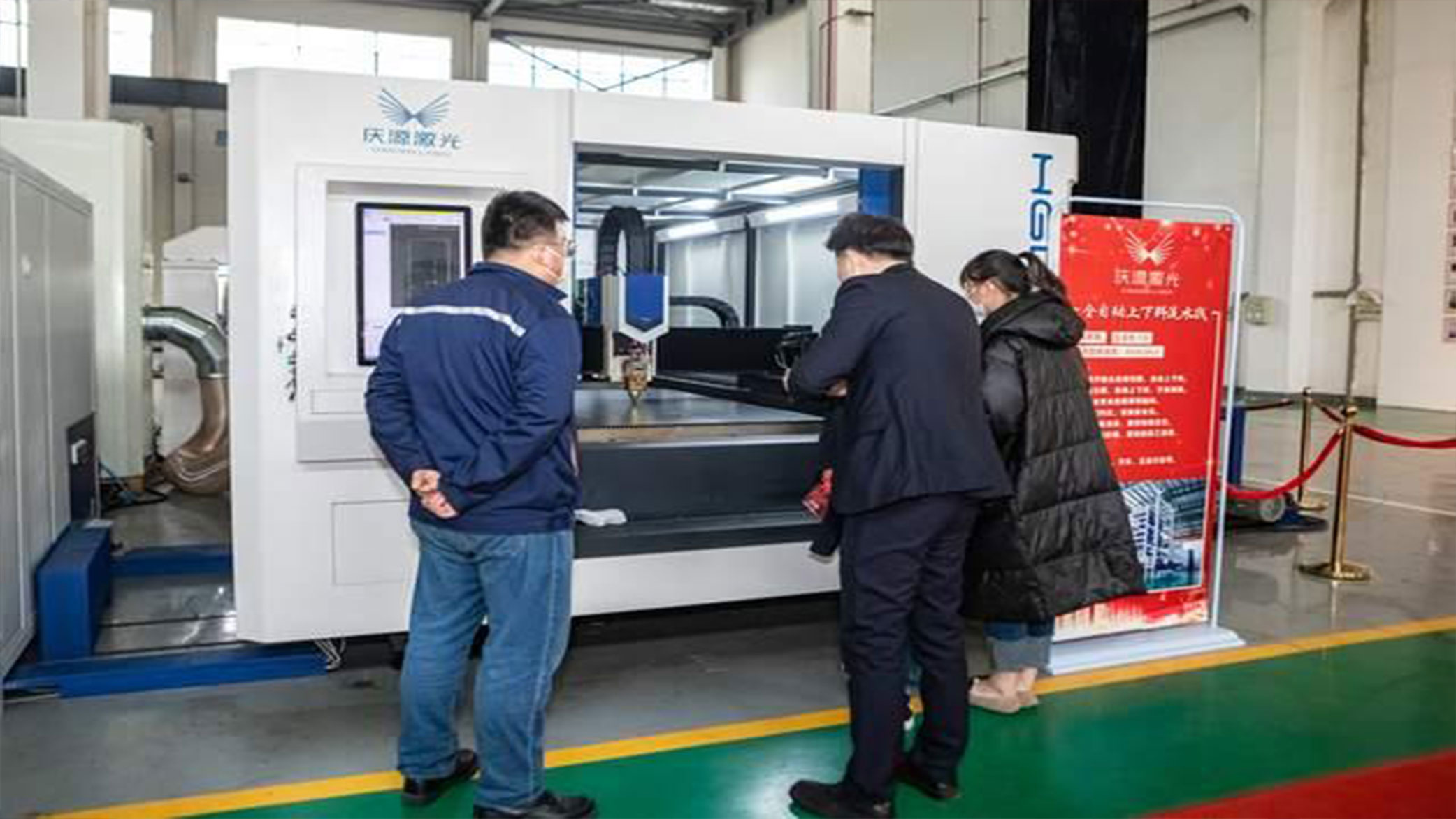 如何解决激光切割机保护镜产生水雾的问题